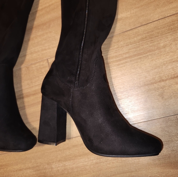 New Thigh High Boots | Size 8 - Picture 4 of 6